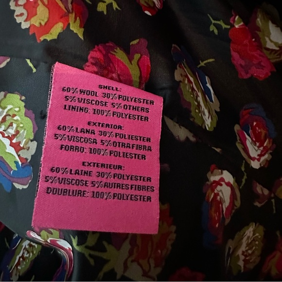 BETSEY JOHNSON Cape Swing Coat Red Wool Blend Full Zip W/Pockets Size Medium - Picture 7 of 10